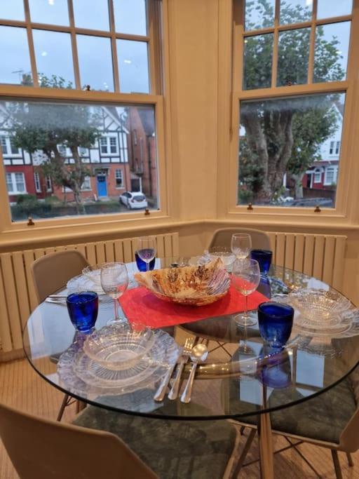 Quintessentially 'London' Flat Luaran gambar
