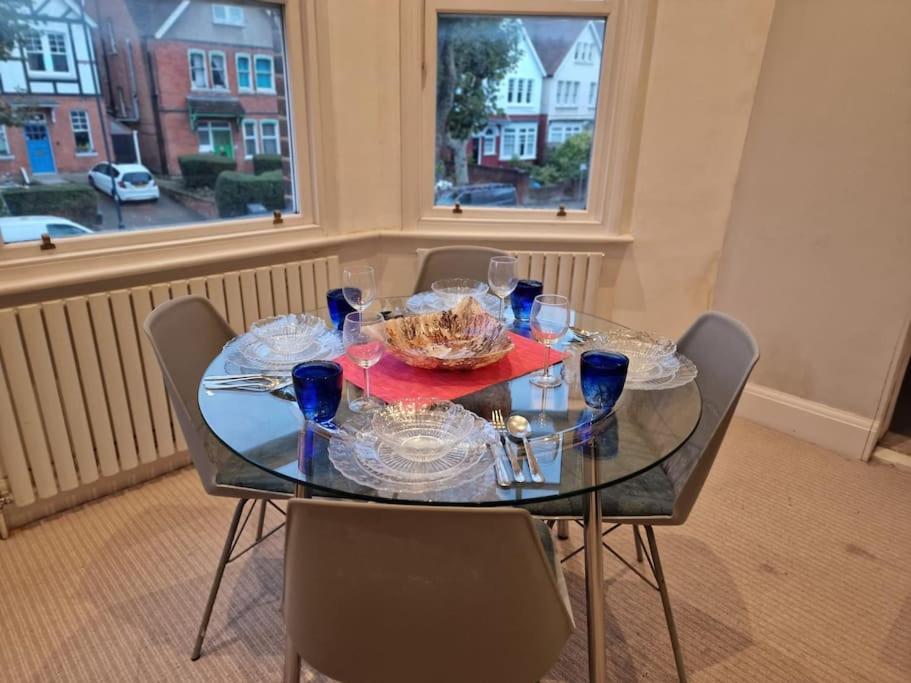 Quintessentially 'London' Flat Luaran gambar